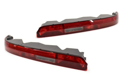 Ліхтарі заднього бампера oe audi q7 2016-2020 4m0945096 4m0945095