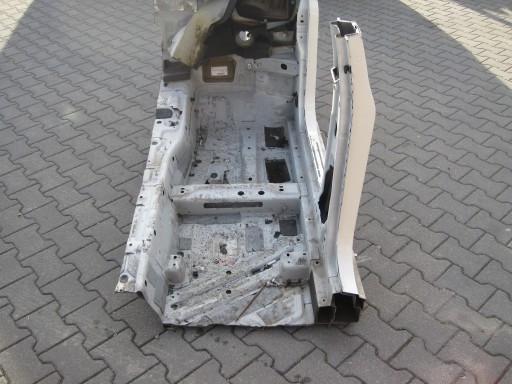 quarter right front MERCEDES B KLASA 246