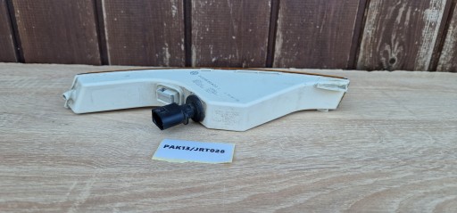 VW PASSAT B6 3C right blinker indicator of a bumper 3C0953042J PAK13/JRT028
