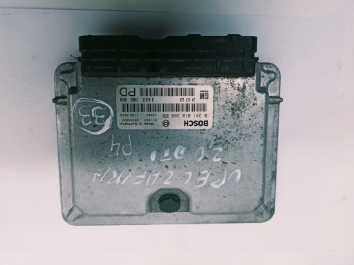 control unit of the engine Opel Zafira 0281010268