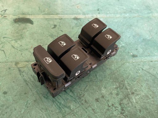 window control switch VOLKSWAGEN PASSAT B8 5G0959857D @M