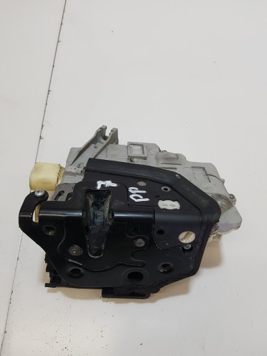 lock door right front VOLKSWAGEN PASSAT B6 7 PIN