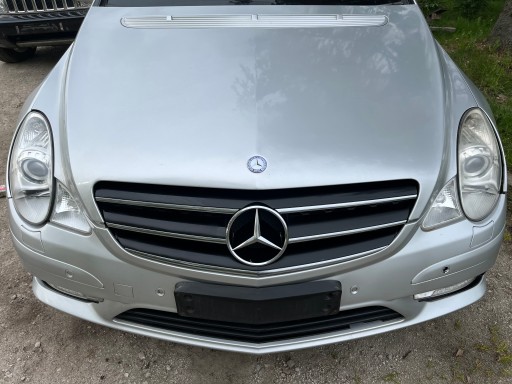C775 - MERCEDES W251 R-CLASS 3.0CDI LED ПЕРЕДНИЙ ПОДЪЕМНИК 775