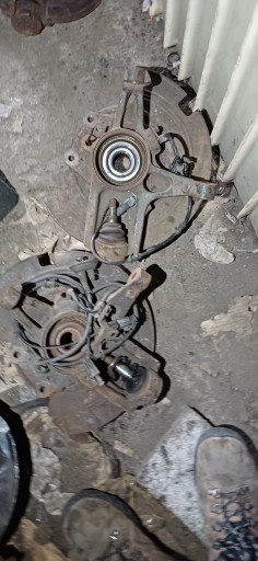 swing of the pivot left or right front Mercedes W163 ML