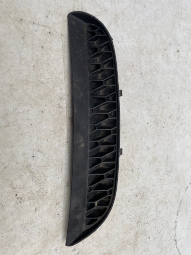 SEAT LEON 1PL FR grid of a bumper right rear part