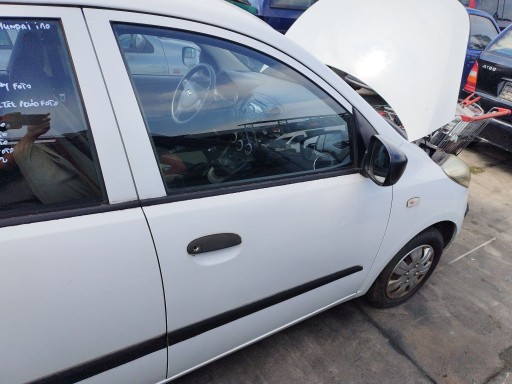 Hyundai i10 and door right front HW