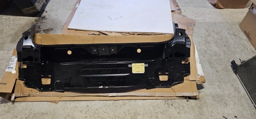 AUDI Q3 83F РЕМЕНЬ ЗАДНИЙ 83F813331