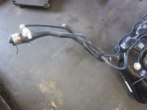 BMW X1 F48 B46 rezervoar spremnik goriva rezervoar pumpa 16117453430 7390784 16117300463