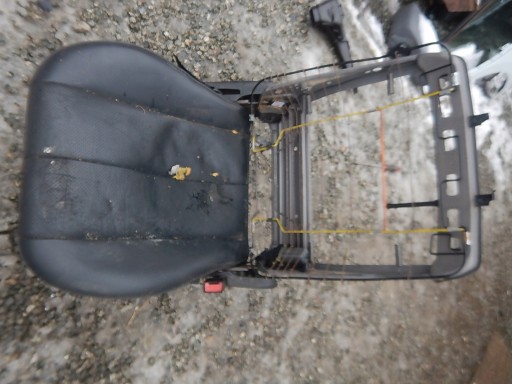 MERCEDES W210 seat of the passenger electrical