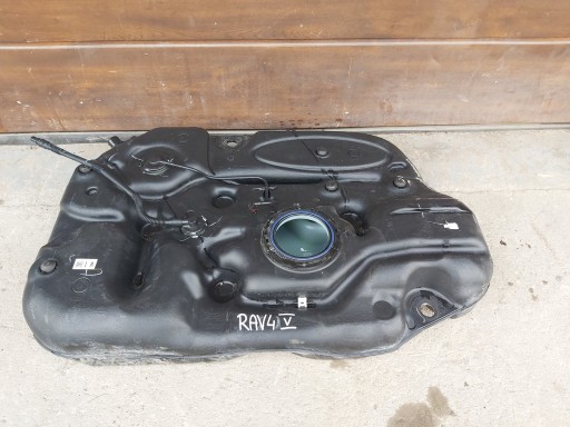 Toyota Rav4 V топливный бак 2,5 гибрид