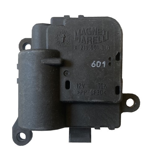 9639609980 - КОНТРОЛЛЕР ВЕНТИЛЯЦИИ PEUGEOT EXPERT OE