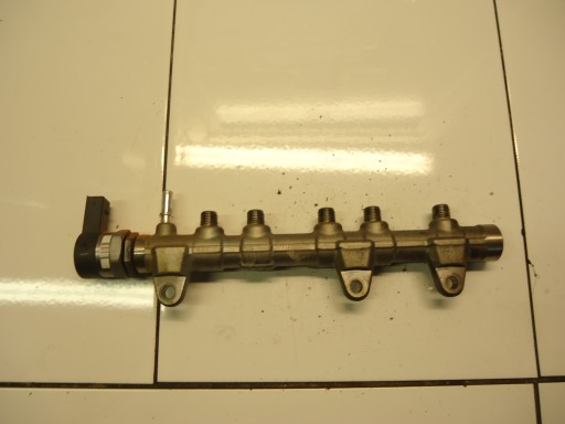 BMW 3 E90 2.0D N47D20A Rampe injection 0445214315 Capteur 0281002949