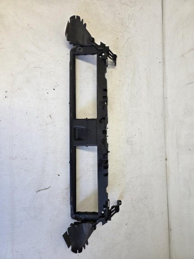 Усиление передней решетки бампера audi a4 b9 lift 21-> 8w0807771