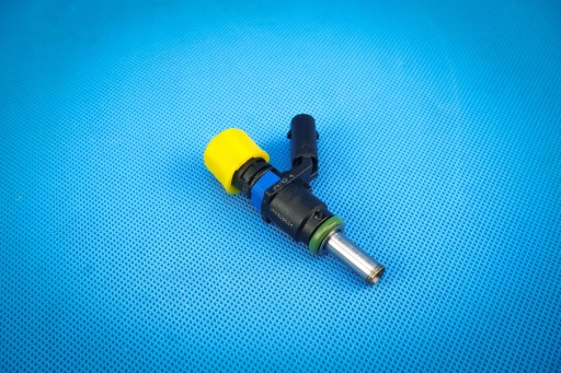 injektor, dizna goriva Audi S4 S5 A6 A7 A8 06E906031