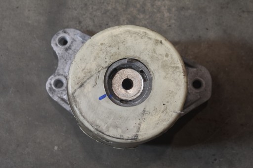 IDEALNA engine mount right MERCEDES X290 W213 W257 W238 1