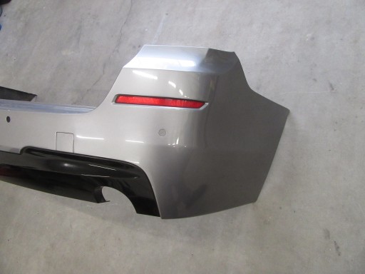 lökhárító far hátsó BMW 5 F11 Kombi M Pakiet A52 spacegrau metallic 535d
