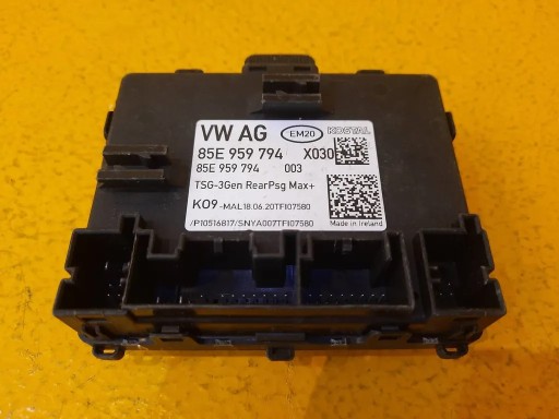 Audi A4 B8 модуль управления дверью 85e959794