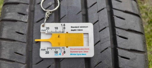 BRIDGESTONE DUELER HL33 235/55R18 100V