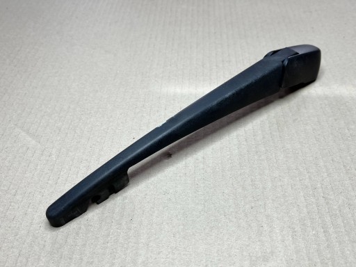 wischerarm hinten Suzuki Swift II 3882151k02