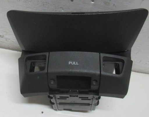 HYUNDAI I30 1.6 CRDI 11R passenger compartment ashtray 84780-2R010