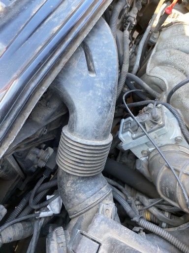 Volvo V70 2 II 00-08 pipe wiring of the hose air 2.0