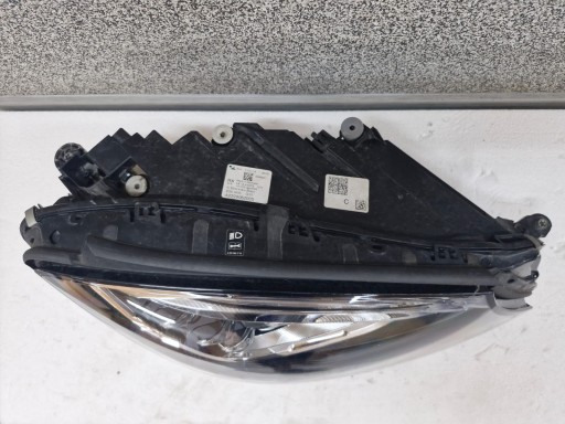light right Mercedes S Klasa W222 LIFT FULL LED Multibeam LED