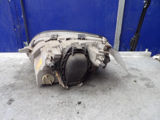 Mercedes SLK W170 light front right USA A1708200661 0302474002
