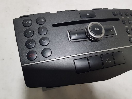 RADIO CD MERCEDES W204 2049007202