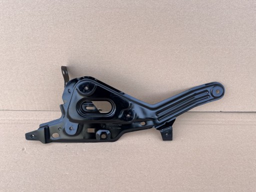 КРЕПЛЕНИЕ КРЫЛА ЛЕВОЕ SMART FORFOUR 2 631472178R