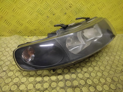 SEAT TOLEDO II REFLEKTOR light right front 1M1941002D