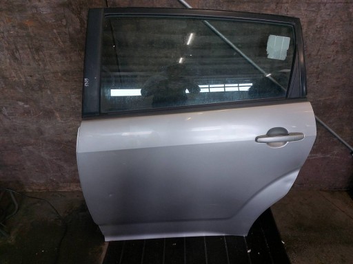 door complete left rear part TOYOTA COROLLA VERSO II 1C0