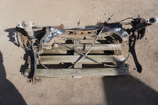 2435768760 - Kia ceed and sw ed lift балка задньої підвіски поворотний кулак 2010р