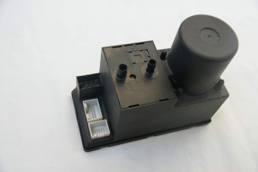 Насос центрального замка audi a8 d2 8d0862257 лодзь