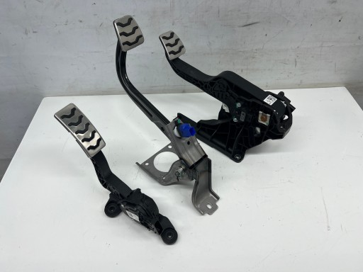 Hyundai Bayon 1.0 T-GDI manual komplet pedalow Gaspedal der Kupplung Bremse