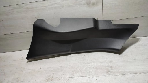 Volvo V40 II 2018r left side Poszycia slupkow
