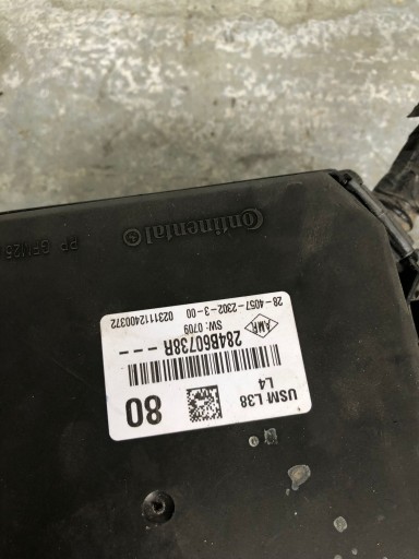 Boîte USM LATITUDE 3.0 DCI 284B60738R
