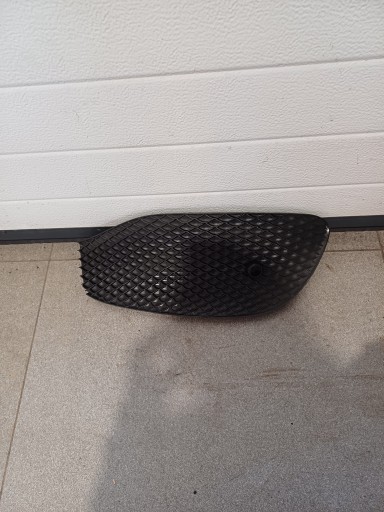 grid of a bumper right front MERCEDES W 213 E-KLASA A2138851600