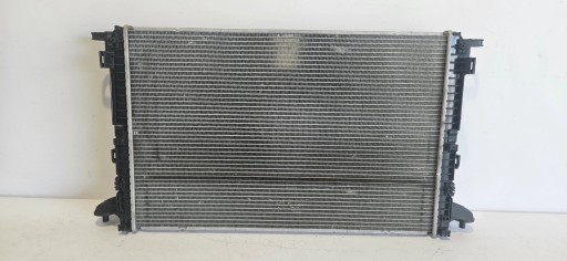 chladič vody AUDI A4 B9 8W 15