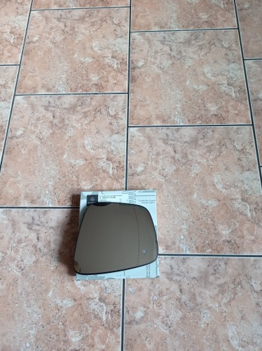 811 19 - Вставка в зеркало левое Mercedes Citan 420 New Mod