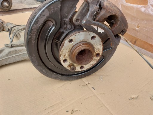 VW TRANSPORTER T6 LIFT T6.1 7E Moyeu support broche Suspension Gauche Arrière 20r