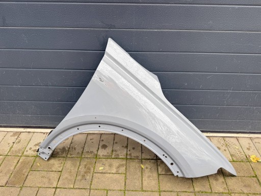 89a821106 - Audi q4 e-tron 89a праве переднє крило