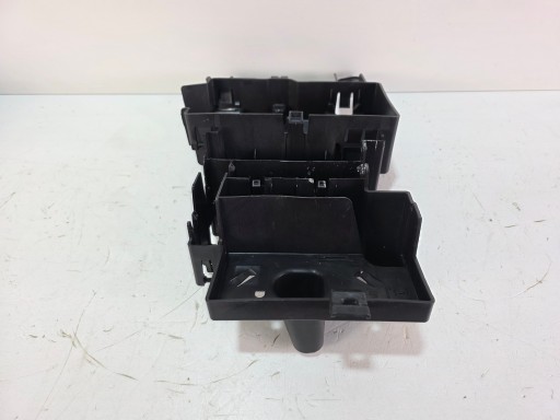 holder of spoiler cover BMW X7 G07 LCI 8780757