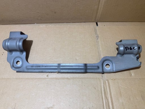 AUDI A6 C8 LZ7F console bracket holder of a fender right front 4K0821168