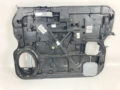 Ram 2500, 3500 prowadnica windows panel door right front 2019-26