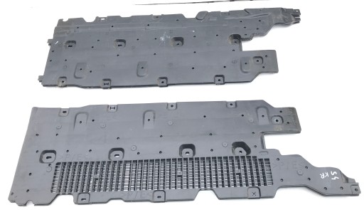 RENAULT SCENIC IV RIGHT COVER CHASSIS LOWER