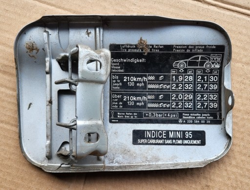 Tankklappe des Kraftstoffsbehälters Blende Abdeckung SREBRNA 744 MERCEDES S-KL W220 OE