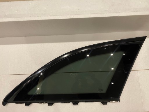 MERCEDES E-Class W213 универсал левое стекло A2136700012