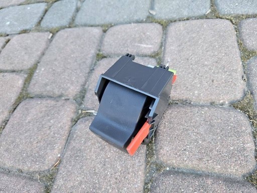 Schloß zapinka SITZ heck hinten des rechten Corsa D Adam Opel Corsa E G005578