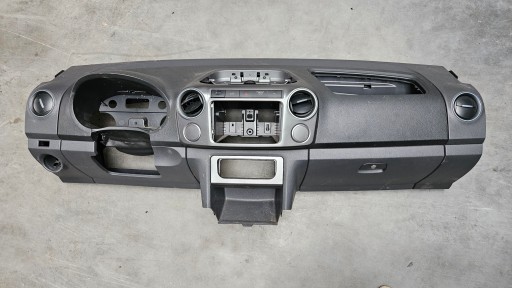 VW AMAROK konzola palubní přístrojová deska kokpit PULPIT