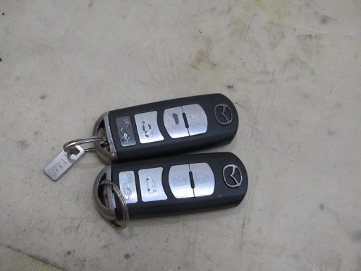 ДИСТАНЦІЙНИЙ КЛЮЧ ОРИГІНАЛ MAZDA 3 BM BN